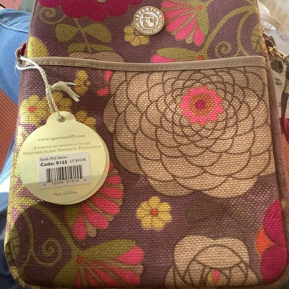 Vera Bradley mini I Pad/nook/kindle sleeve
